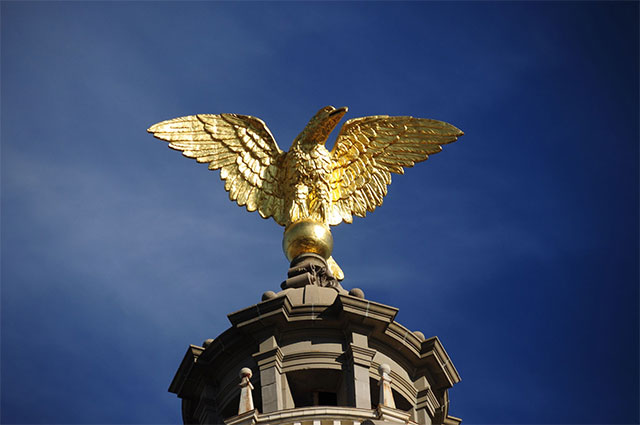Eagle on Miss. Capitol undergoes restoration